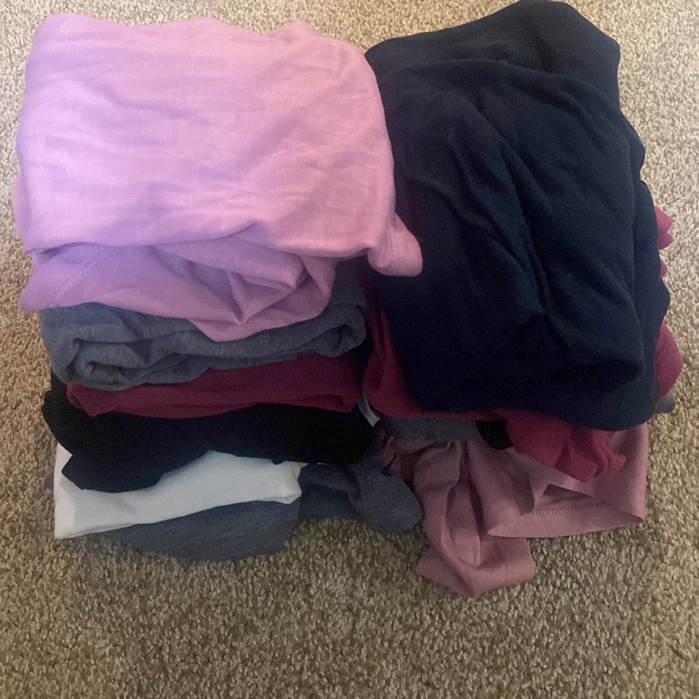 12 of Bundle Old Navy Active Tanks and Tees